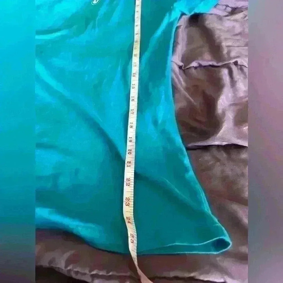 NHL Winnipeg Jets ladies tshirt blue size medium - Picture 6 of 6